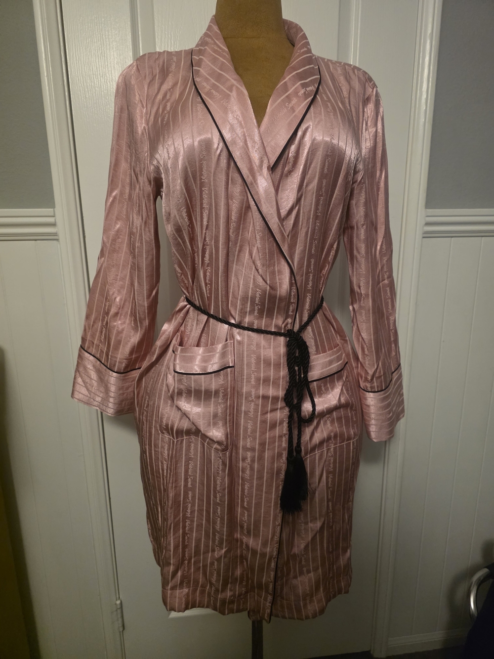 Victoria's Secret Dusty Rose Satin Robe with Black Trim